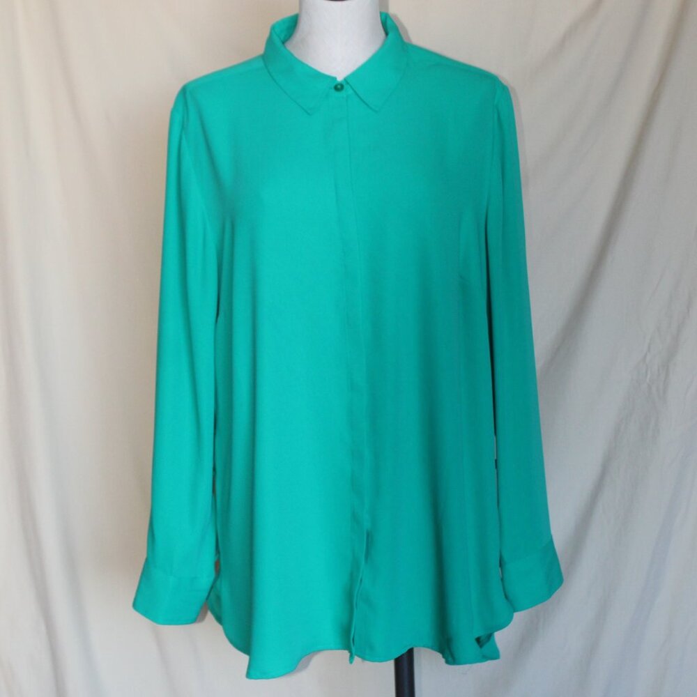 Chico's Green Shirt Button Down Long Sleeve Tunic